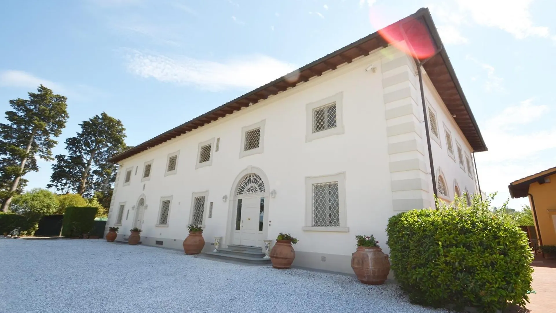Villa Yvonne By Mmega Signa