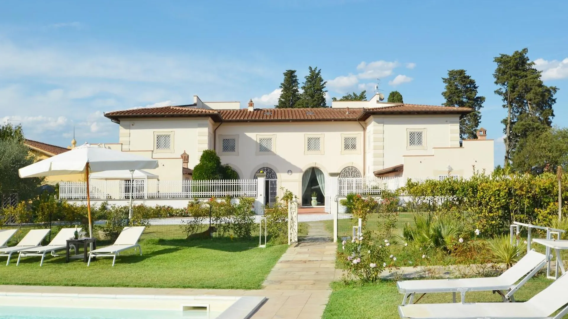 Villa Yvonne By Mmega Signa Italy