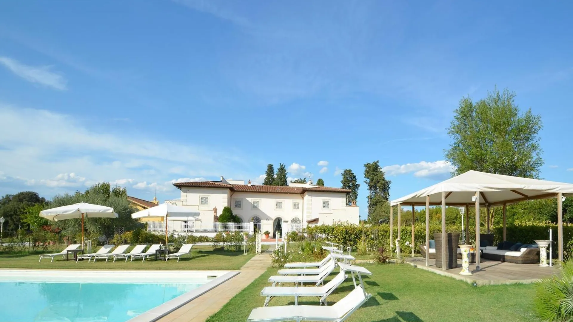 Villa Yvonne By Mmega contacts